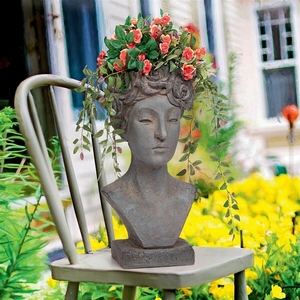 女性像の彫刻のヘッドプランター　装飾的プランター屋内屋外庭園洗練西洋彫刻洋風オブジェ芸術像頭の上に花曲線インテリア置物像飾り
