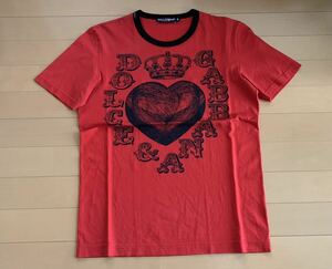 ドルチェ&ガッバーナ DG 赤黒 フロントDGゴシック デザイン クルーネック Tシャツ 綺麗