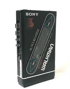 [極美品][美音][整備品] SONY ウォークマン WM-101 電池ボックス付き (マットブラック)