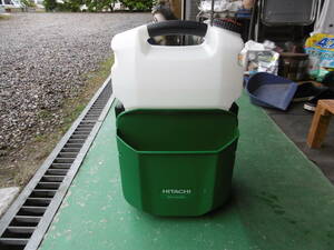 日立工機 コードレス高圧洗浄機 AW14DBL(NN) 14.4V 給水可能 蓄電池・充電器別売り 本体のみ 8L HITACHI