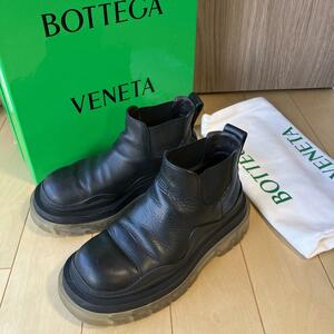 Bottega Veneta　ボッテガヴェネタ　タイヤ　アンクル　チェルシーブーツ　サイドゴア　黒　ブラック　クリア　ソール　厚底　22㎝　35