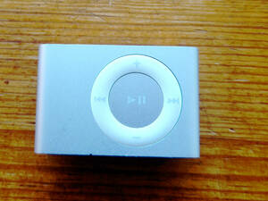  iPod shuffle　アイポッド シャッフル 第2世代 (1GB)　Apple