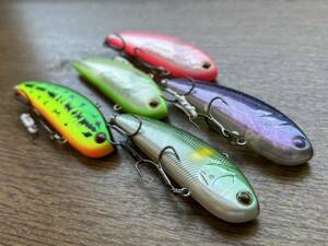 ◆希少　サムルアーズ（sumlures）サムバイブレーション（SUM VIBration）5本セット＋ルアーケース付◆