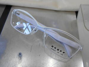 ONOFF オノフ 超かっこいい眼鏡フレーム ON-5216-1 ナイロールデザイン フルリムフレーム お洒落な白