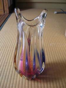 マルティグラス　ガラス製　花瓶 グラジオラス