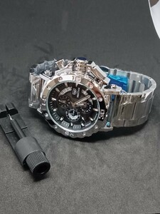 高品質　メンズ腕時計　サーフィン　オマージュ　カジュアルスポーツウォッチ　素材ステンレスインビクタスチール　防水　フランク　R2188