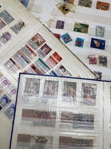 C2j コレクター整理品 海外切手 きって 大量 おまとめ 3冊セット 使用済み コレクション 趣味 古切手