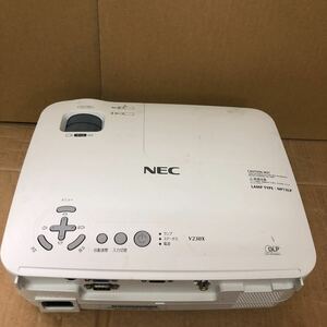 (8)NEC NP-V230X プロジェクター ジャンク品
