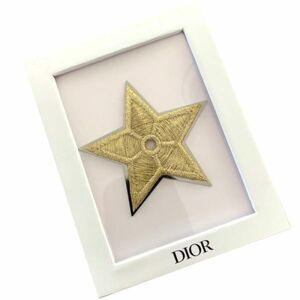 【CU】ノベルティ非売品DIOR　ディオール　ピンバッジ　星型　スター 化粧　コスメ　ビューティ　dior-gift-star【新品/正規品