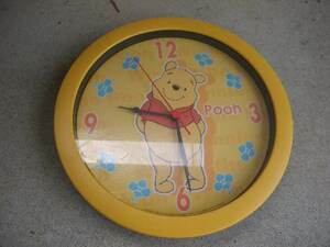【送料無料】◇中古 くまのプーさん 壁掛け時計 掛け時計 音のしない静かな掛時計 Pooh/642