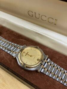 d4d1 腕時計 不動 GUCCI クォーツ 9000Mグッチ 