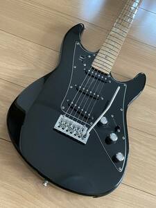 LINE6　James Tyler Variax　JTV-69S ネック交換 トラ杢メイプル