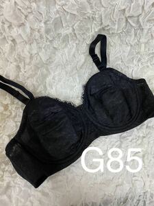 未使用　シャンデール 補正下着 ブラック ブラジャー G85