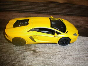 Kinsmart キンスマート 1/38？ランボルギーニ Lamborghini Aventador LP700-4 プルバック式 全国定形外350円発送可能