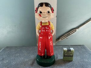 美品！陶器製　不二家　首ふり　ペコちゃん　31cm　首振り人形　木製台▼昭和レトロノベルティ