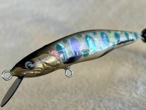 ハンドメイドミノー sparkle lures 山女魚73S シンキング7g アワビ張り 夜光塗料　ベースホワイト