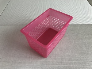 プラスチックケース　ピンク