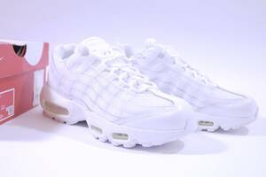 本物/2020年 NIKE WMNS AIR MAX95 TRIPLE WHITE/パテントホワイト 24cm 1度室内上履き使用のみ/新品に近い極美品 jordan1 retro og dunk sb