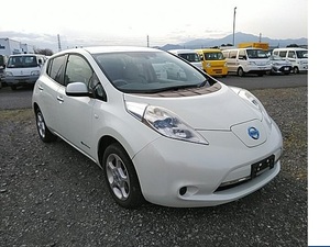 走行少46000km機関好調!内外装とても綺麗パールホワイト日産リーフ上級グレード『G』充電ケーブル付速い3～50円で100km程走行可能(独自計測