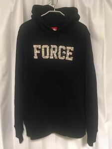 NIKE atmos パーカー　パイソン　蛇柄　スウェット　ナイキ　アトモス　限定　　レア　force XL 黒