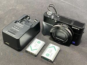 【1円〜】SONY ソニー コンパクトデジタルカメラ Cyber-shot RX-100V DSC-RX100M5 バッテリー×2 バッテリーチャージャー付き0415-111(6)
