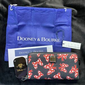 美品 DOONEY&BOURKE ドゥーニーバーク ドゥーニー&バーク ディズニー ミニー 長財布 財布 ディズニー コラボ Disney ディズニーストア 