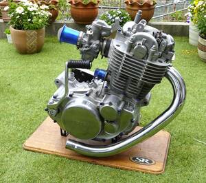 SR400　SR500　エンジンオブジェ　展示用エンジン
