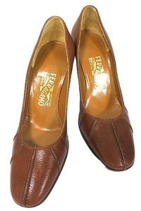 【中古】Salvatore Ferragamo サルヴァトーレフェラガモ 靴 パンプス レディ―ス ブラウン レザー 6C 8.5cmヒール
