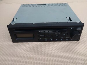 【ジャンク品】DAIHATSU 純正 オーディオ 86180-B5050 カーオーディオ ダイハツ CD AM FM チューナー ラジオ