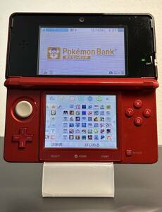 ニンテンドー 3DS レッド - ポケモンバンク・ポケムーバー　+　VC 16作品　+　その他29作品 　ダウンロード済
