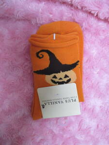 ハロウィン靴下くるぶし丈かぼちゃ色かぼちゃ顔の魔女の絵柄+vanilla　23-25ｃｍサイズ新品タグ付き日本製　㈱エイコー
