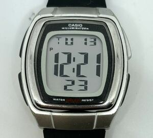 カシオ W-E10 電池交換済み デジタル腕時計 イルミネーター CASIO チープカシオ チプカシ