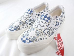 1円　未使用　バンズ　VANS　×　KITH　★　スリッポン　スニーカー　★　ホワイト　×　ダークブルー　23cm　タグ付き　5002