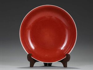 【瓏】陶磁器 寶石紅釉大盤 大明宣徳年製 染付 置物擺件 古賞物 中国古美術 蔵出