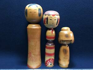 3体組 大~中 型 人形 伝統 こけし 作 鳴子町 佐藤慶明 伝統工芸 日本人形 コケシ 郷土玩具 木彫 彫刻 古い 昭和レトロ 置物 飾り物