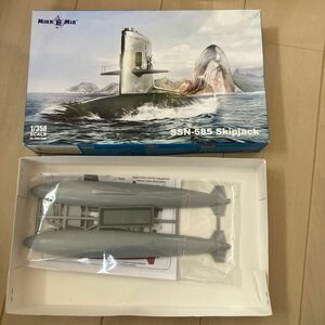 アメリカ スキップジャック級 攻撃型 原子力潜水艦 プラモデル　ミクロミル 1/350 艦船モデル 585