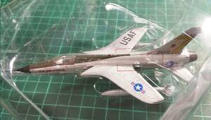 RIZCO 1/144 エリア88コレクション F-105 Thunder Chief　サンダーチーフ　実機風塗装