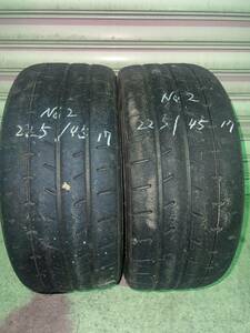 ADVAN A052 225/45-17 中古品　２本セット