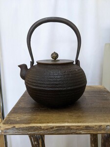 龍文堂横線紋鉄瓶時代物 煎茶道具 銅蓋