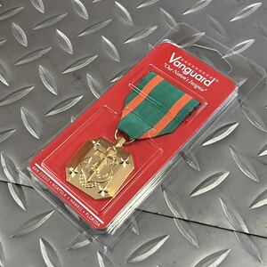 米軍実物 米軍放出品　VANGUARD FS MDL ANODIZED NAVY ACHIEVENTメダル リボン 海軍/海兵功績勲章　(INV C27)