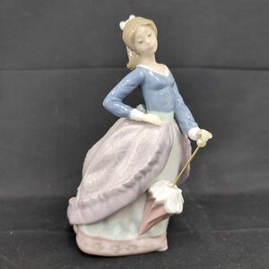 S335-H15-2691 LLADRO リヤドロ 陶器人形 5212 B3A 女の子 パラソル パラソルの娘 インテリア雑貨 高さ約19cm