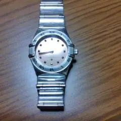オメガ製の腕時計