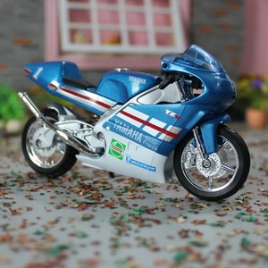 バイク ミニカー 1/18スケール 合金 ヤマハ YAMAHA TZ250M 1994 白 青 赤 レーシング モーターサイクル プラスチック おもちゃ 402