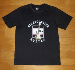 Fender フェンダー STRATOCASTER ストラトキャスター ユニクロ コラボ UT 限定 半袖 コットン Tシャツ カットソー BLK M 使用僅 美品