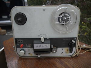 【4Feb28 O】 SONY ソニー　テープコーダー TC-102Aオープンリールデッキ　テープレコーダー　レトロ　オーディオ機器 ※ジャンク扱い