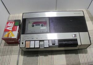 レトロ　三菱　カセットテープレコーダー　T-640　／ベルト交換済み