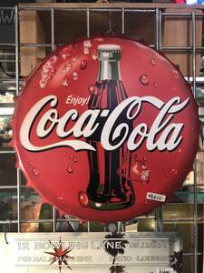 ヴィンテージ調★コカコーラ　大きな　40cm 大缶　ブリキ看板★ティンサイン、企業物、カフェ雑貨、美品、ボタンサイン