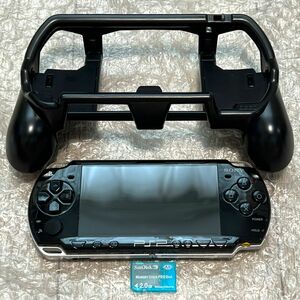 〈状態良好・動作確認済み〉PSP-2000 本体 ピアノブラック＋グリップアタッチメントポータブル PlayStation Portable 薄型