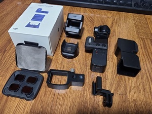 DJI OSMO POCKET 初代　フルオプ　中古 オズモポケット 3軸 ジンバルカメラ アクションカメラ