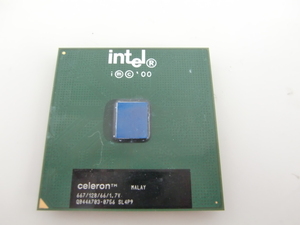CPU:Intel Celeron MALAY 667/128/66/1.7V Ｑ844A783-8756 SL4P9 インテル セレロン 